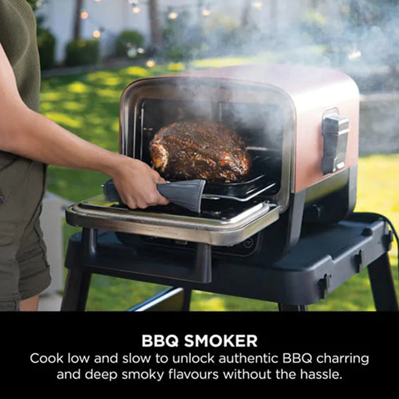 Załaduj obraz do przeglądarki galerii, Ninja Woodfire Electric Outdoor Oven, Pizza Maker & BBQ Smoker | OO101UK