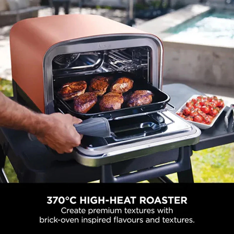 Załaduj obraz do przeglądarki galerii, Ninja Woodfire Electric Outdoor Oven, Pizza Maker & BBQ Smoker | OO101UK