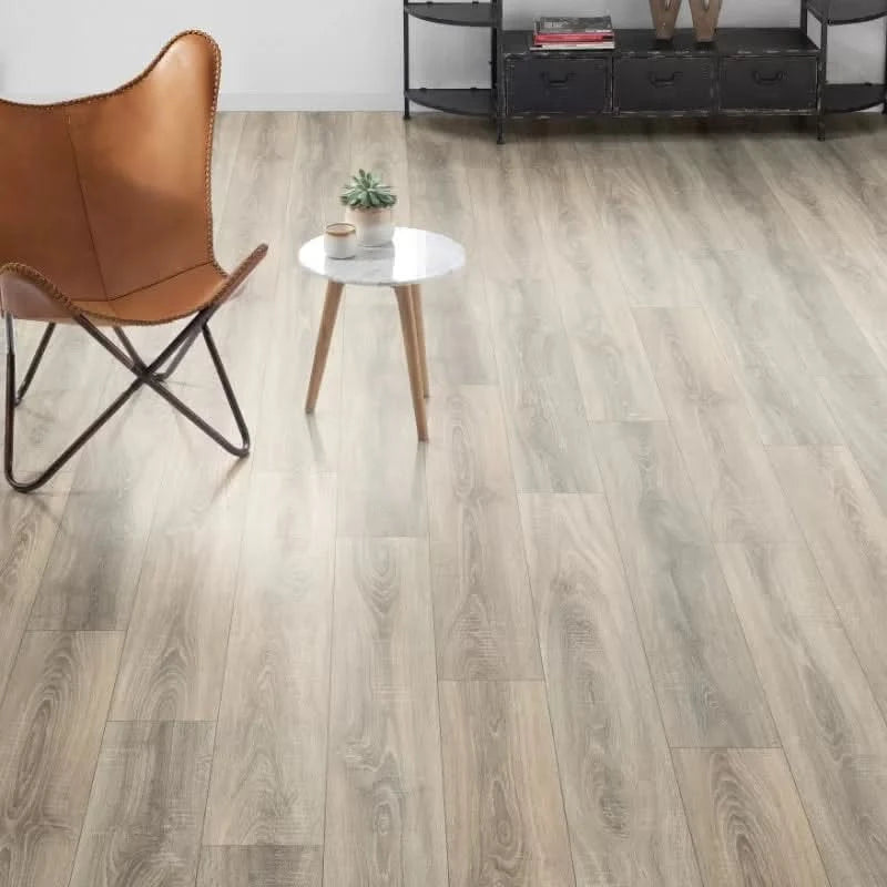 Завантажте зображення в засіб перегляду галереї, bordeaux oak grey plank laminate flooring on display in a home setting