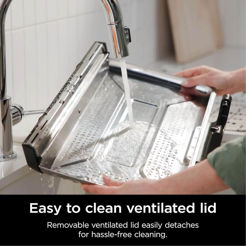 Załaduj obraz do przeglądarki galerii, Ninja Sizzle Low Smoke Indoor Grill & Flat Plate | GX101UK