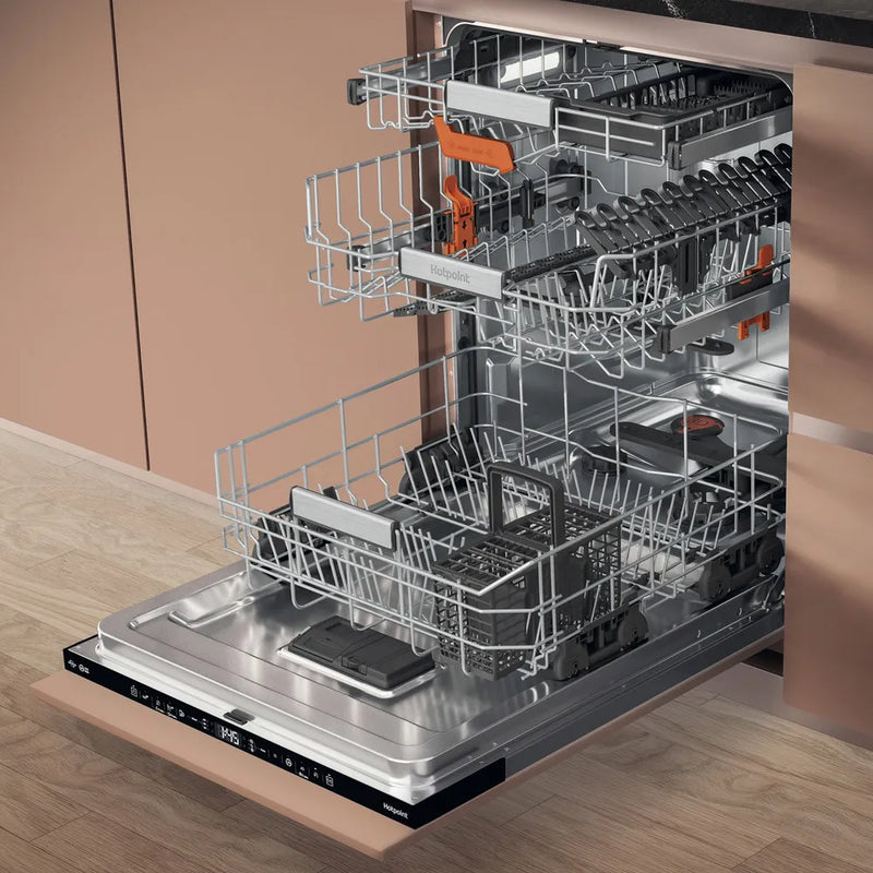 Załaduj obraz do przeglądarki galerii, Hotpoint Hydroforce Integrated Full Size Dishwasher with Maxi Space Tub | H8IA115M4TUS UK
