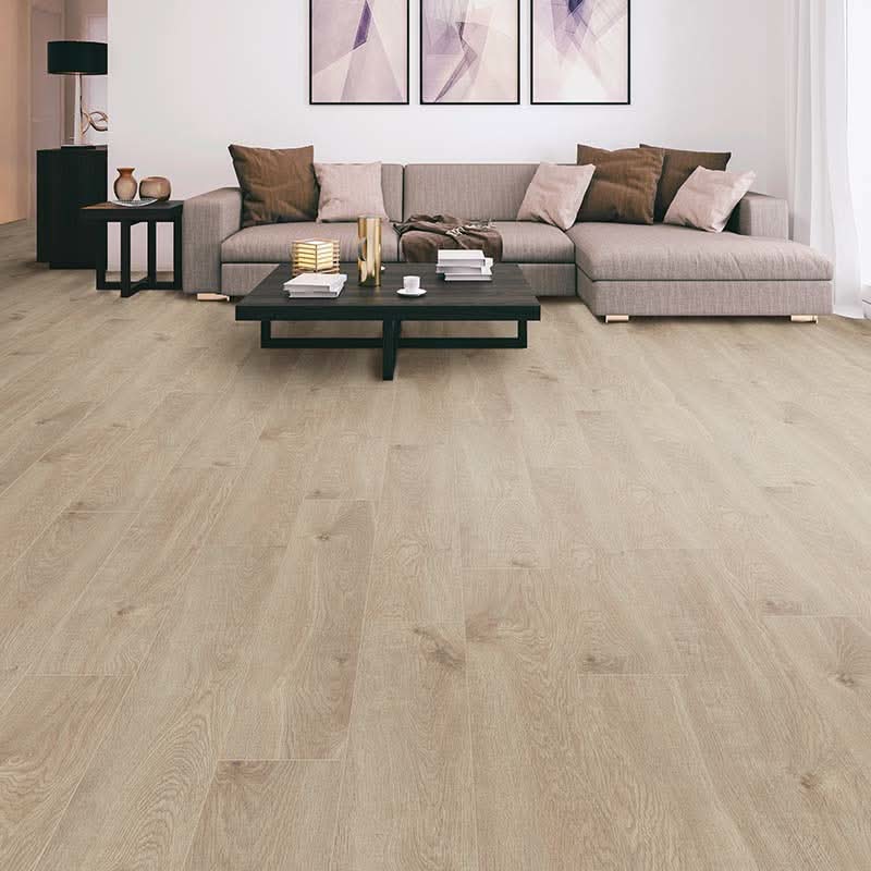 Завантажте зображення в засіб перегляду галереї, granada oak laminate flooring on display in a living area