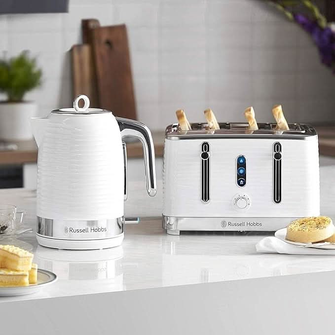 Завантажте зображення в засіб перегляду галереї, white russell hobbs inspire 4 slice toaster next to inspire kettle