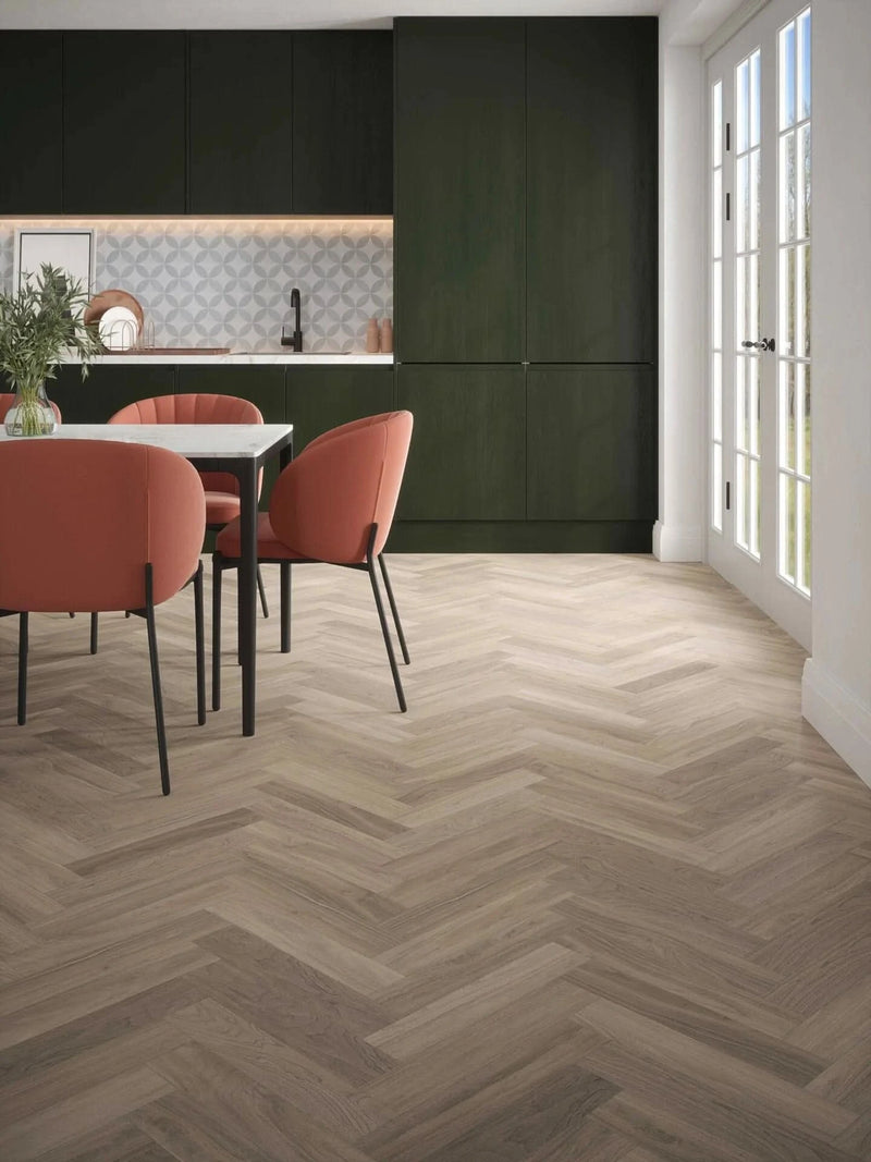 Завантажте зображення в засіб перегляду галереї, tartas oak herringbone laminate flooring displayed in a kitchen