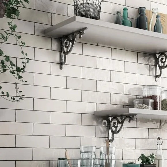 artisan tile in white, 6.5x20cm in the kitchen