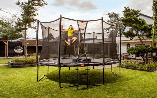 Berg Ultim Favorit Regular Trampoline | 280CM/ 9FT | Safety Net | Black | 32.25.62.41
