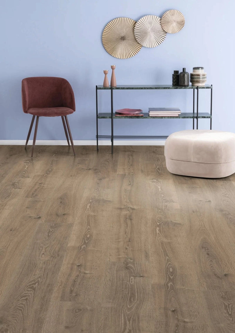Завантажте зображення в засіб перегляду галереї, grey bayford oak laminate flooring on display in a living area