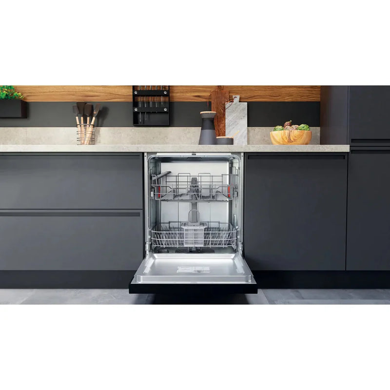 Load image into Gallery viewer, Hotpoint 60CM Built-In Standard Dishwasher | Black | H3BL626BUK