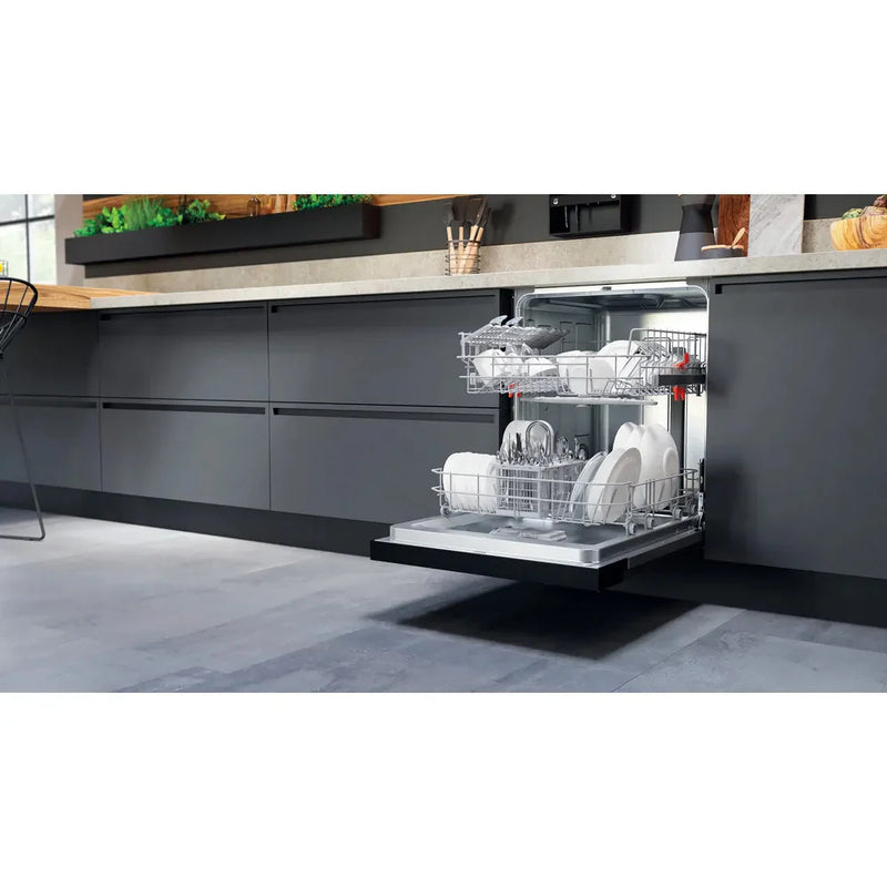 Load image into Gallery viewer, Hotpoint 60CM Built-In Standard Dishwasher | Black | H3BL626BUK