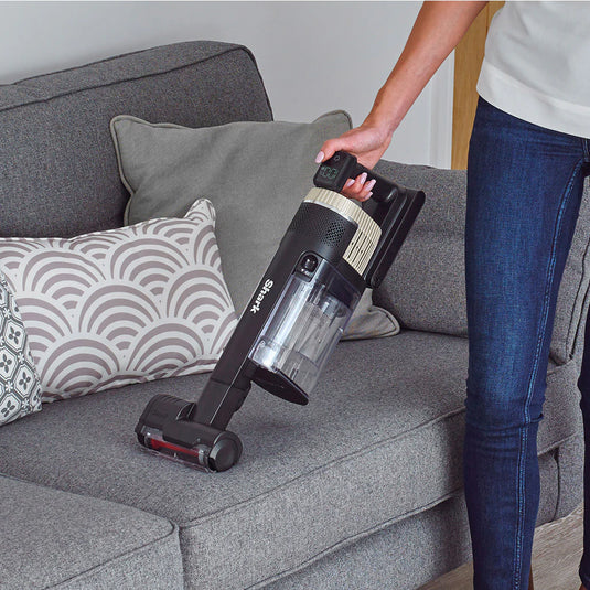 Shark Stratos Anti Hair Wrap Plus Pet Pro Cordless Vacuum | Single Battery  IZ400UKT