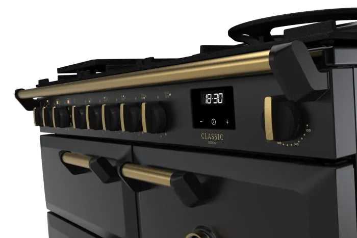 Załaduj obraz do przeglądarki galerii, Rangemaster Classic Deluxe 100 Dual Fuel Charcoal Black with Antique Brass Trim | CLDL100DFPCBL/AB1