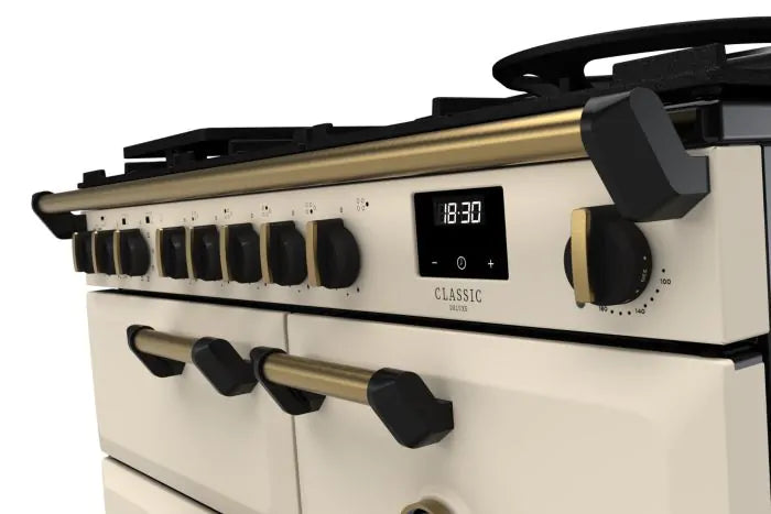 Załaduj obraz do przeglądarki galerii, Rangemaster Classic Deluxe 100 Dual Fuel Pale Cream with Antique Brass Trim | CLDL100DFPPCR/AB1