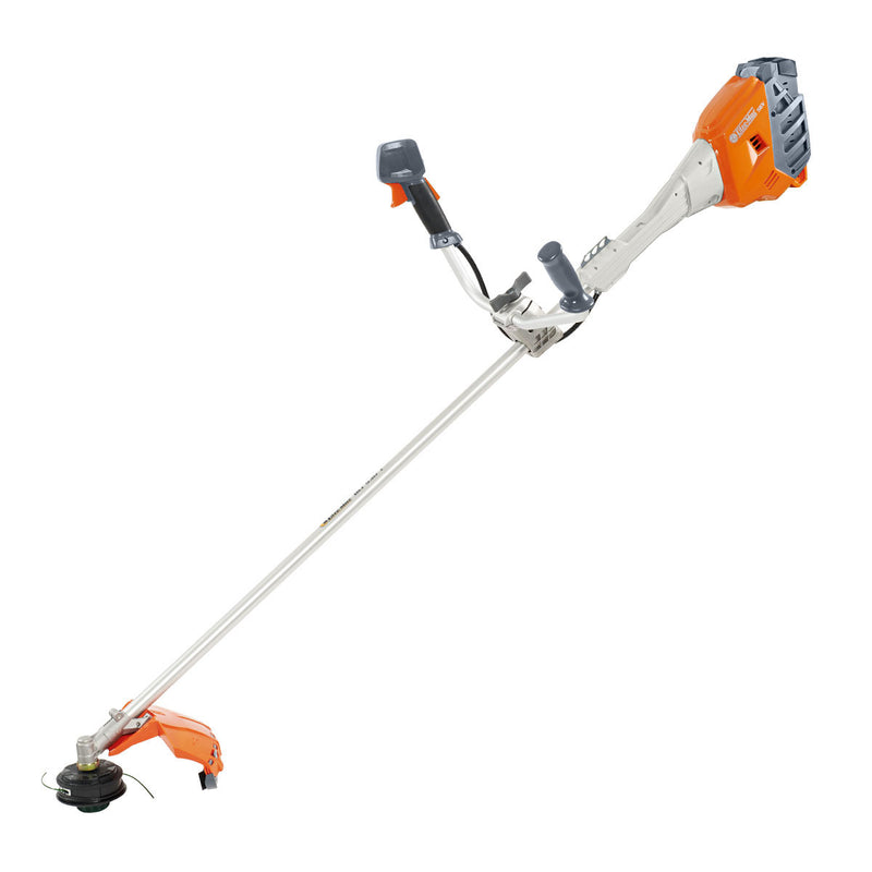 Завантажте зображення в засіб перегляду галереї, Oleo-Mac Brushcutter 56V Twin Handle | 4Ah Battery And Charger Included | BCI530T4K