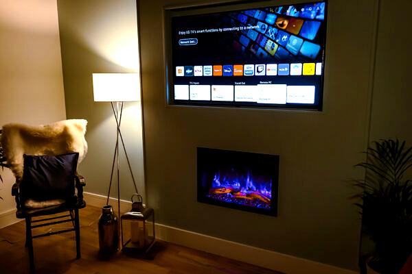 Load image into Gallery viewer, ElcoFire Motion 700 Electric Stove | EFM700