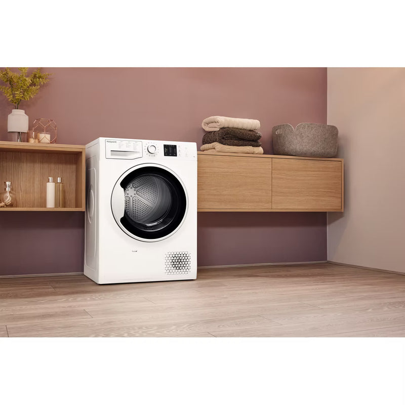 Load image into Gallery viewer, Hotpoint 8KG Heat Pump Tumble Dryer | White | NT M10 81WK