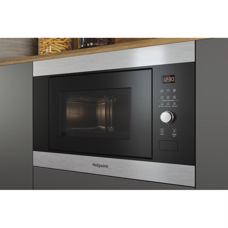 Załaduj obraz do przeglądarki galerii, Hotpoint Built-In Microwave with Grill | 25L | Stainless Steel | MF25GIXH