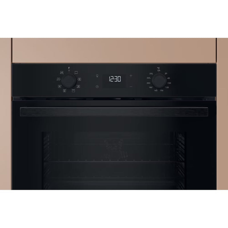 Załaduj obraz do przeglądarki galerii, Hotpoint Class 3 Built-In Electric Single Oven | 73L | Air Fry Function | Catalytic Clean | A+ Rated | Black | HO3K55CBUK