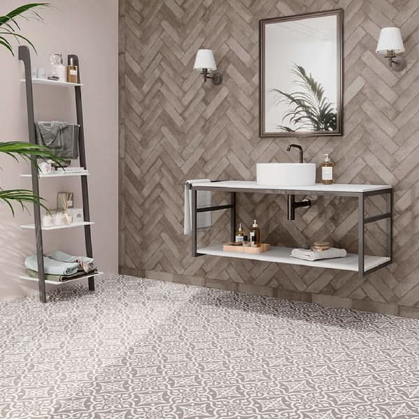 Load image into Gallery viewer, London Tile | Greige | 0.59Y2/0.495m2 | 7.5x30cm | HKL03
