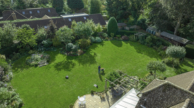 Load image into Gallery viewer, Segway Navimow i105E | Satelite Guided | AI Camera | 500M2 | i105E