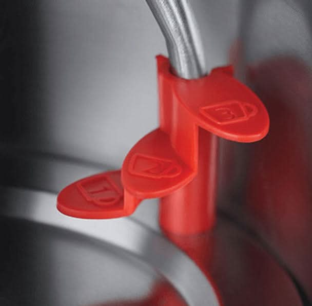 Завантажте зображення в засіб перегляду галереї, russell hobbs luna kettle in grey colour 1-3 cups dosage