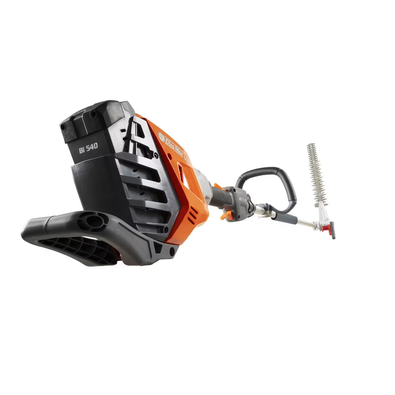 Załaduj obraz do przeglądarki galerii, Oleo-Mac Pole Hedgetrimmer 56V | 4Ah Battery And Charger Included | BCI530HL4K