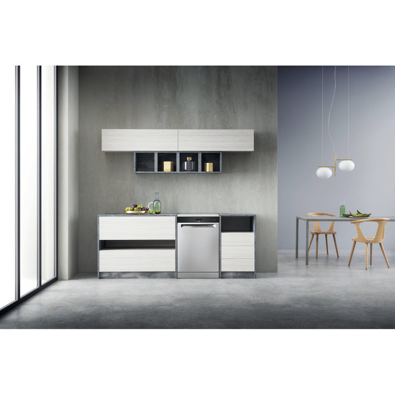 Load image into Gallery viewer, Whirlpool Freestanding Full Size Dishwasher | 14 Place Setting | Stainless Steel | D Rated | WFC 3C33 PF X UK
