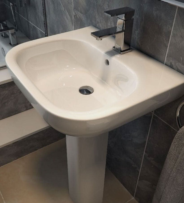 Sonas Sigma 55Cm Washbasin 1Th & Full Pedestal | SIGBFP55