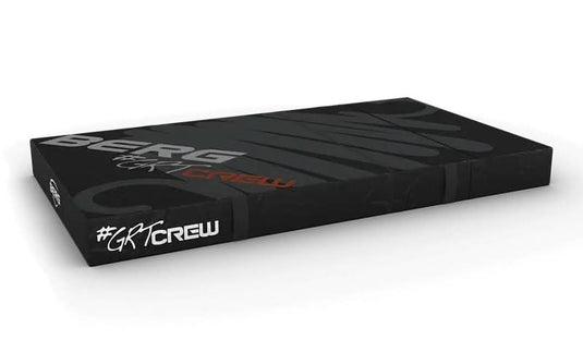 XL sports spotting mat in the colour black