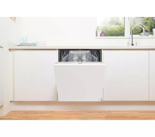 Load image into Gallery viewer, Indesit Integrated Dishwasher | D2I HL326 UK
