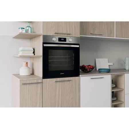 Завантажте зображення в засіб перегляду галереї, Indesit Turn&amp;Go Electric Single Fan Oven | Stainless Steel | IO 278P1 X UK
