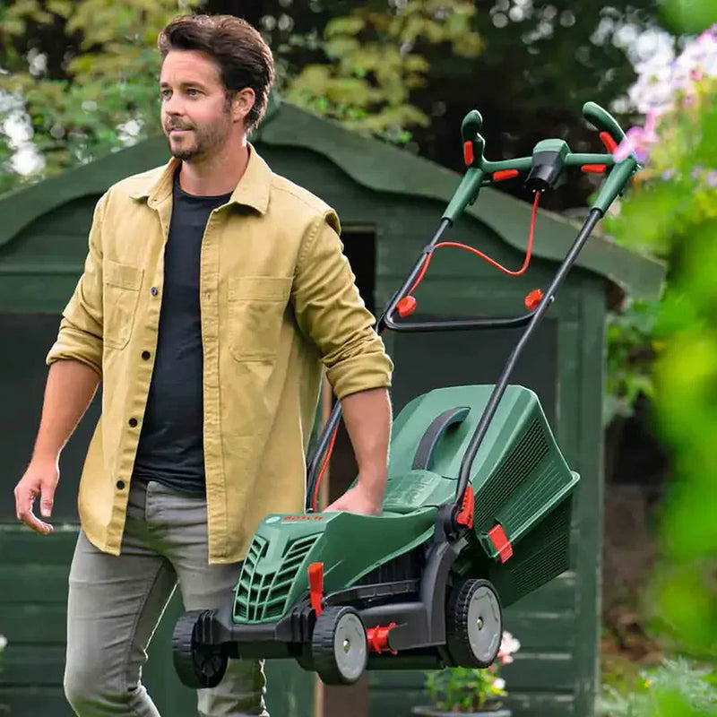 Załaduj obraz do przeglądarki galerii, Bosch Corded Lawnmower Universal Rotak | 37cm | 37-565 | 06008A6573
