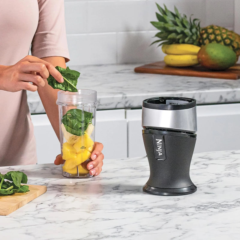 Załaduj obraz do przeglądarki galerii, Ninja Nutri Slim Blender &amp; Smoothie Maker | 700W | Silver | QB3001UKS

