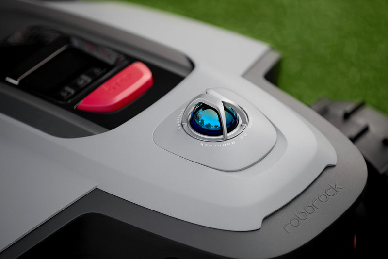 Завантажте зображення в засіб перегляду галереї, Roborock RockMow Z120 4 Wheel Drive LiDAR Robotic Mower | 2000m2 | Z120LIDAR
