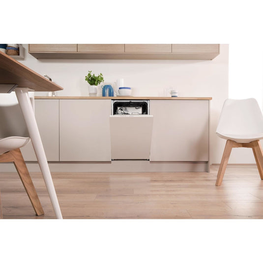 Indesit Integrated Dishwasher | Slimline | DSIE 2B10 UK N