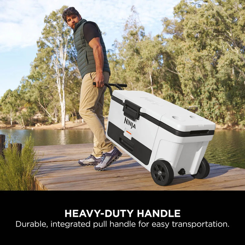 Załaduj obraz do przeglądarki galerii, Ninja FrostVault 65QT/61L Wheeled Cooler with Dry Zone | Cloud White | FB265EUUKWH
