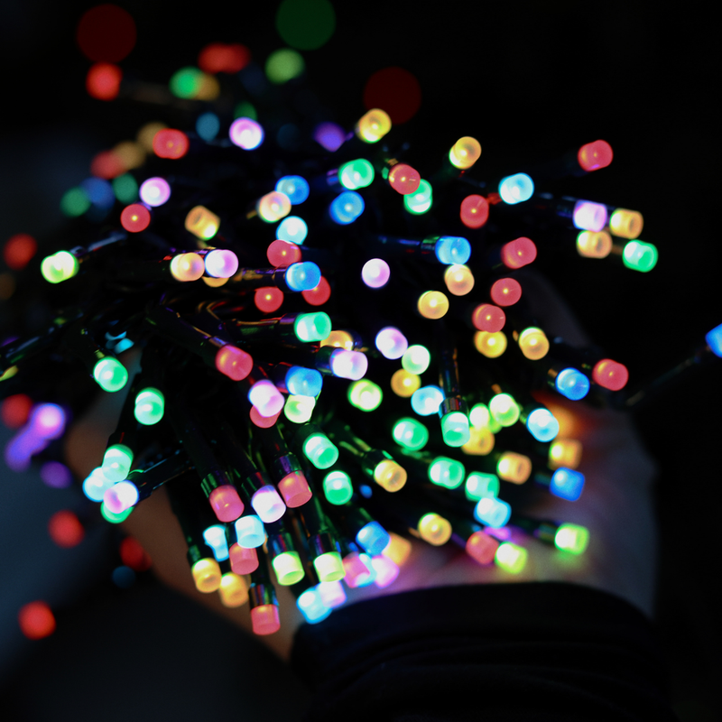 Załaduj obraz do przeglądarki galerii, Portland Fir 600 String Lights | LIT3
