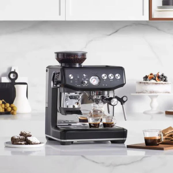 Załaduj obraz do przeglądarki galerii, Sage The Barista Express Impress Coffee Maker | Black Stainless Steel | SES876BST4GUK1
