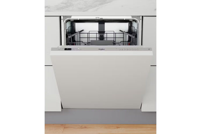 Whirlpool 13 Place Silver Integrated Dishwasher | WIC3C26UK
