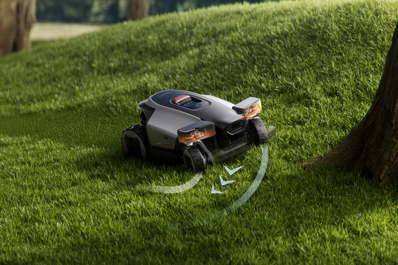 Załaduj obraz do przeglądarki galerii, Roborock RockMow Z150 Robotic Lawnmower | 5000m² | ROCKMOW-Z150
