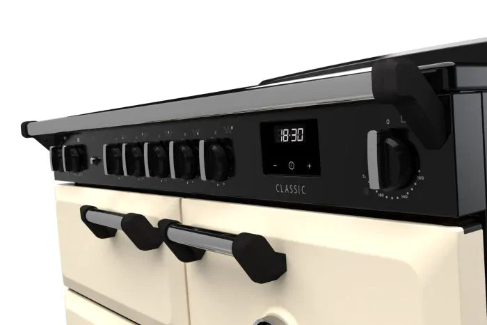 Załaduj obraz do przeglądarki galerii, Rangemaster Classic 100 Induction Pale Cream with Chrome Trim | CL100EIPPCR/CM1 14206
