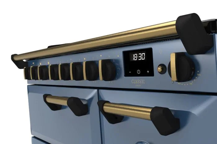 Завантажте зображення в засіб перегляду галереї, Rangemaster Classic Deluxe 90 Induction Stone Blue with Antique Brass Trim | CLDL90EIPSTB/AB1
