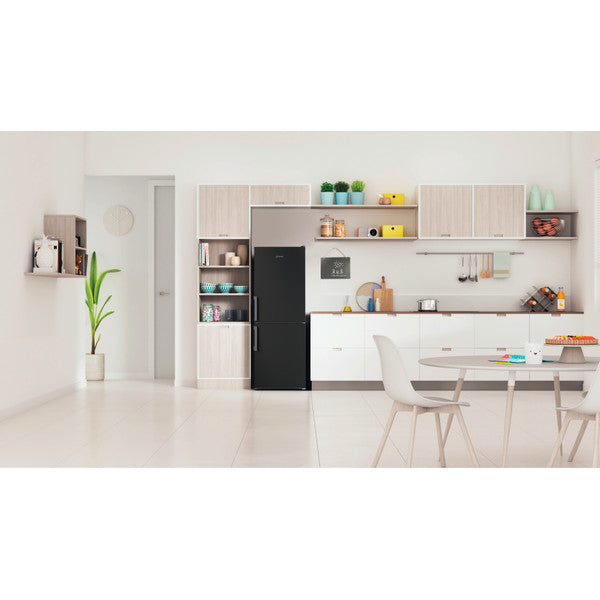 Load image into Gallery viewer, Indesit Fridge Freezer | 152x54cm | White | IB55 532 B UK
