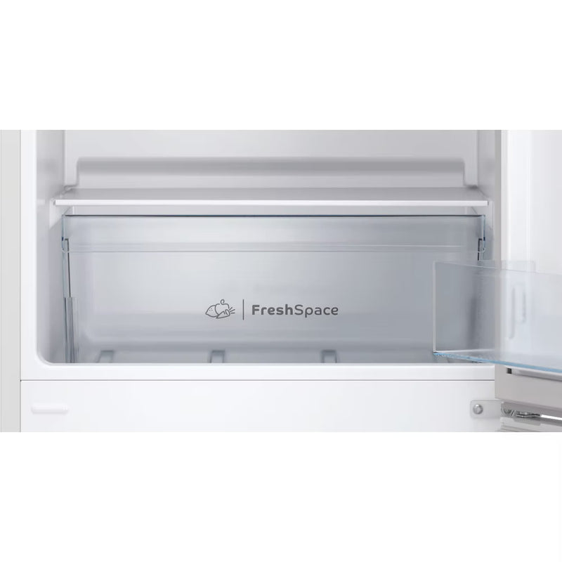 Load image into Gallery viewer, Indesit Low Frost 60/40 Fridge Freezer | White | S4cm | 229l | IB55532WUK
