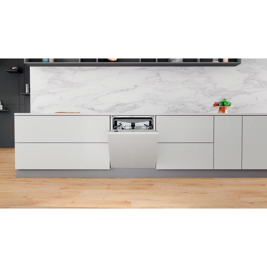 Whirlpool Freestanding Full Size Dishwasher | Stainless Steel | 14 Place Settings | D Rated | WIC3C33PFEUK