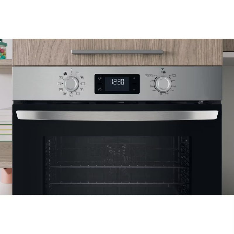 Завантажте зображення в засіб перегляду галереї, Indesit Turn&amp;go Single Fan Oven | Dual Clean (pyro &amp; Hydro) | Multifunction 8 | 71l | A | Stainless Steel | IO278P1XUK
