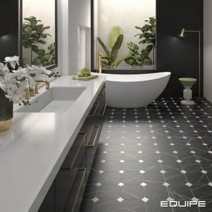 negro octagon marmol tile 20x20cm displayed in a bathroom