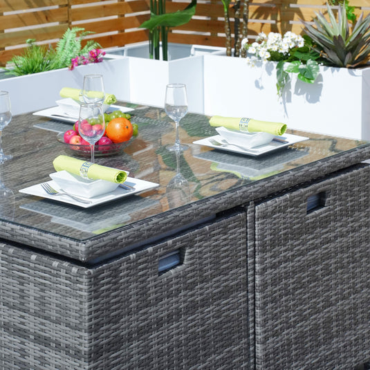 4 seater cube set that easily tucks away when not in use