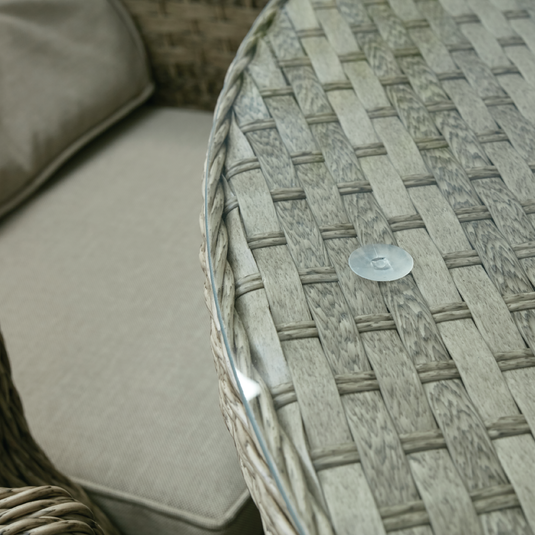 glass topped round table (135cm)