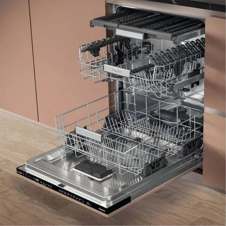 Hotpoint Hydroforce Integrated Full Size Dishwasher with Maxi Space Tub | 15 Place Settings | H8I HP42 L UK
