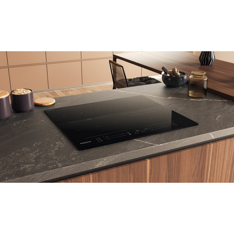 Load image into Gallery viewer, Hotpoint Easy Clean CleanProtect Induction Hob | 60cm | TS3560FCPNE
